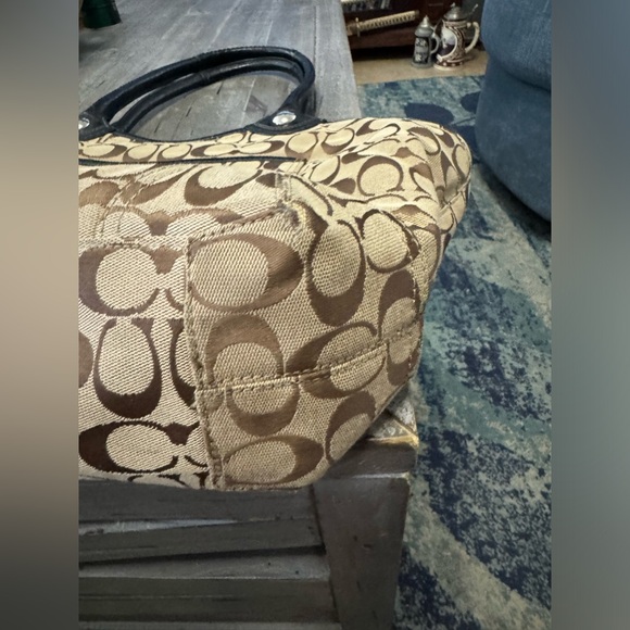 Coach signature large brown Zippered Tote/Handbag Canvas And Leather - Picture 5 of 12